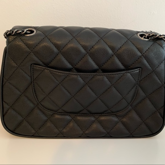 CHANEL ruthenium frame in chain in Black- Brand New - Picture 2 of 9